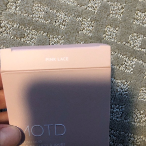 MOTD Blush Duo in Pink Lace 5g - Picture 6 of 6